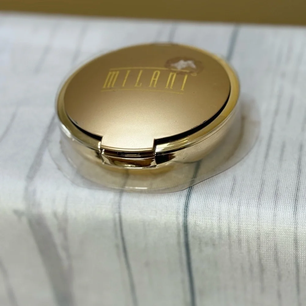 Milani Even-Tone Powder Foundation in Beige 04